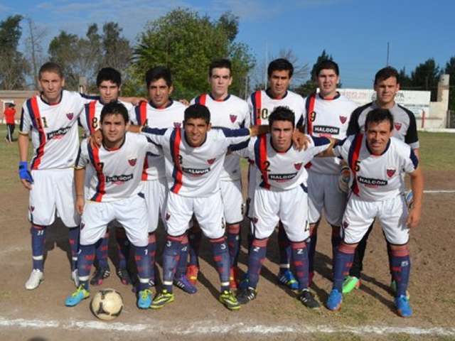 Libertad de Charata ya est en semifinales