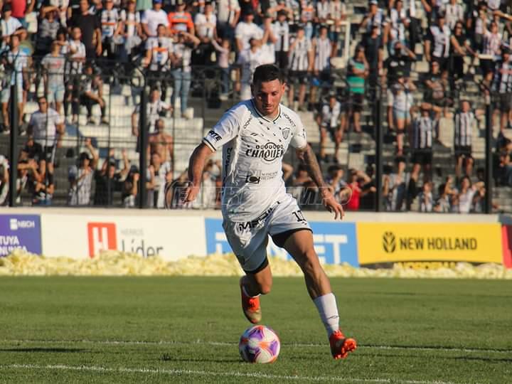 Joaquin Mendive - Jugador de fútbol - Club Tristán Suárez